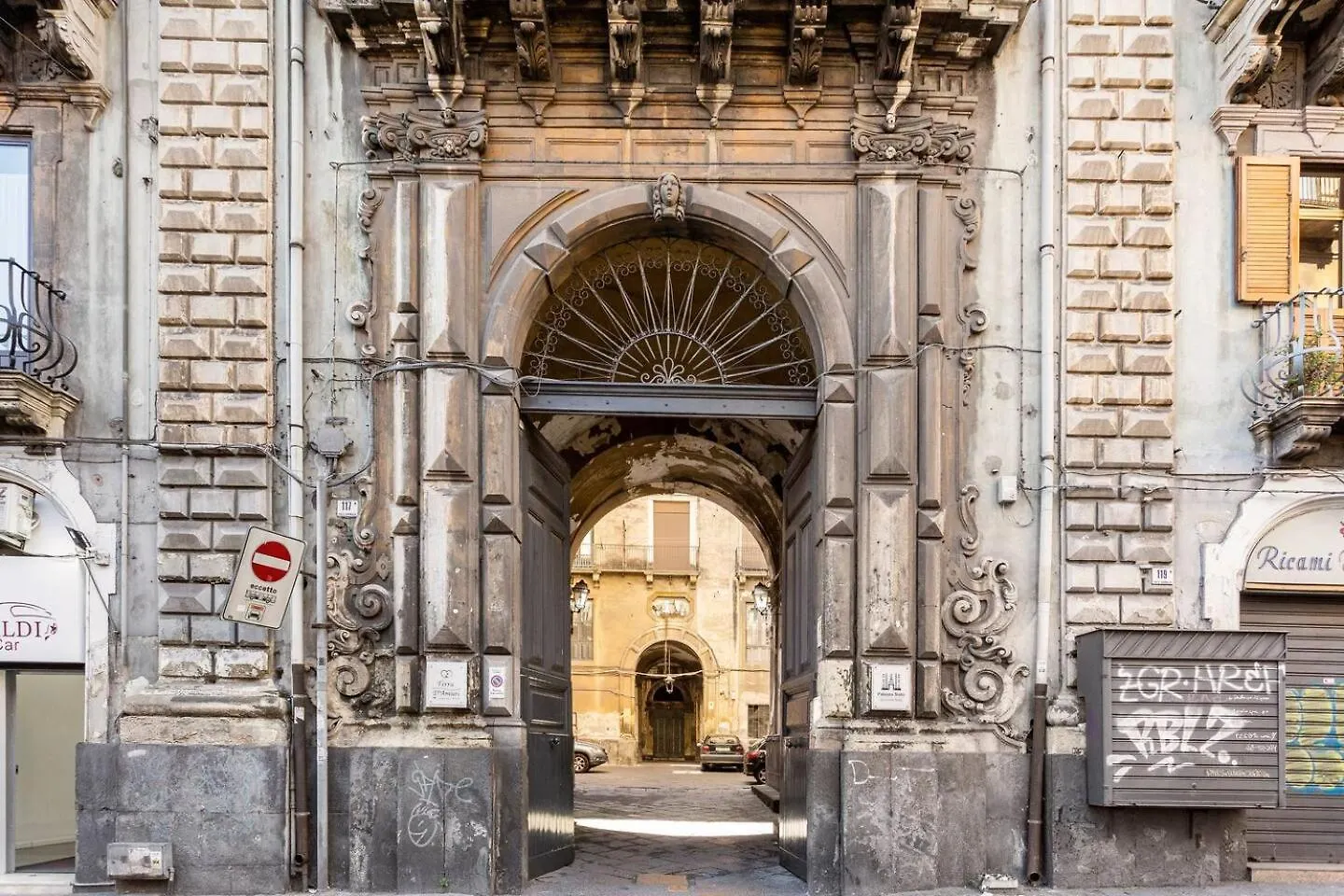 Guest house Terra D'Amuri Hotel Boutique Catania Italy